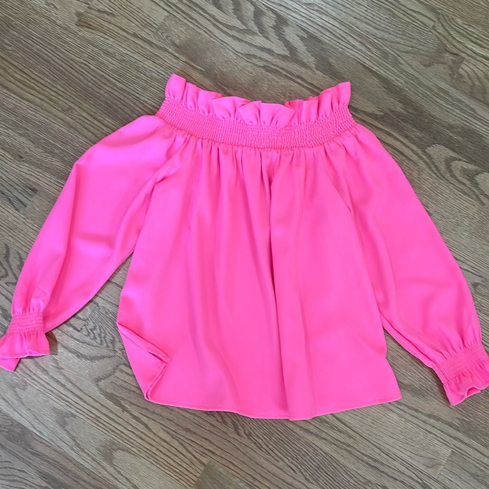 New condition bright neon pink off shoulder top size S